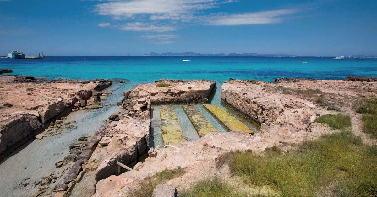 playas formentera: es cavall den borras