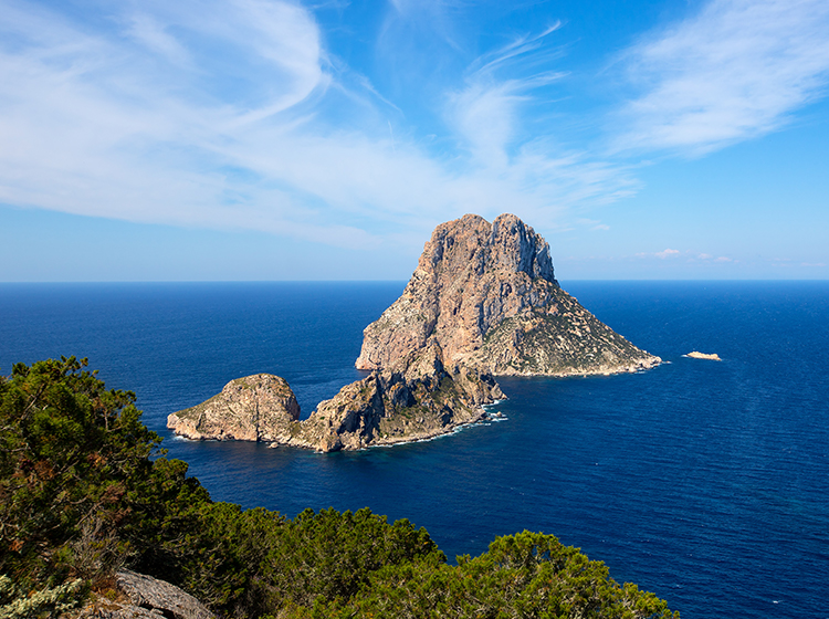 https://www.seaexperienceibiza.com//images/trayectos/es-vedra/exc-vedra.jpg