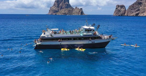 Tips for a perfect boat excursion in Ibiza